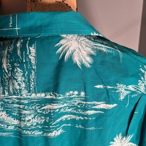 Vintage Men's Hawaiian Shirt Turquoise Short Sleeve